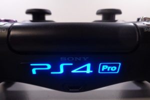 PS4 Pro será lançado no Brasil em fevereiro por R$ 3.000