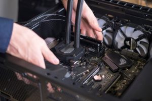 Comprar PC Gamer ou montar PC por conta própria: Qual vale mais a pena?