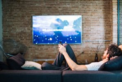 Capa do artigo O que é taxa de atualização e como ela melhora a imagem da sua TV
