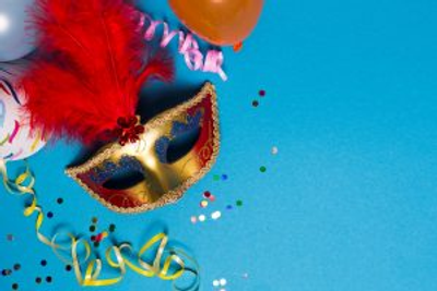 Capa do artigo 5 ideias de fantasias criativas, fáceis e baratas para o Carnaval 2020