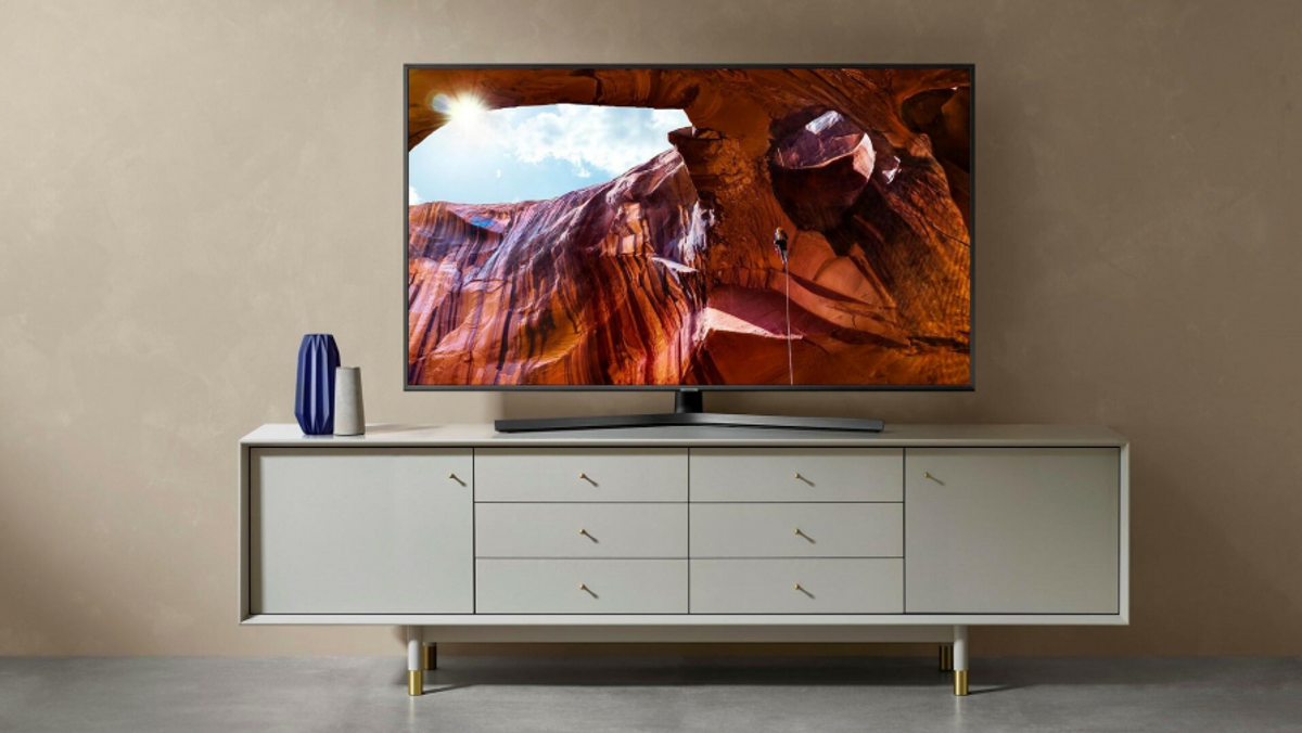 RU7100 ou NU7100: qual TV 4K da Samsung é a melhor opção de compra?