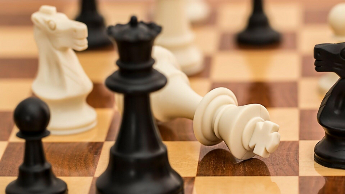 Jogo de Xadrez: Regras, Estratégias e Benefícios
