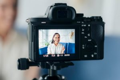 Capa do artigo Câmeras Mirrorless: Saiba como funcionam e quais as vantagens de utilizar este modelo