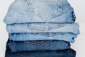 Quais os principais tipos de calça jeans e como escolher?