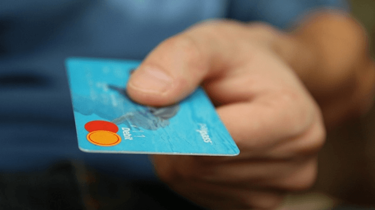Como funcionam os cartões pré-pagos?