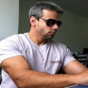 Adriano Manhães